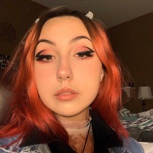 Meet your Posher, Kenna